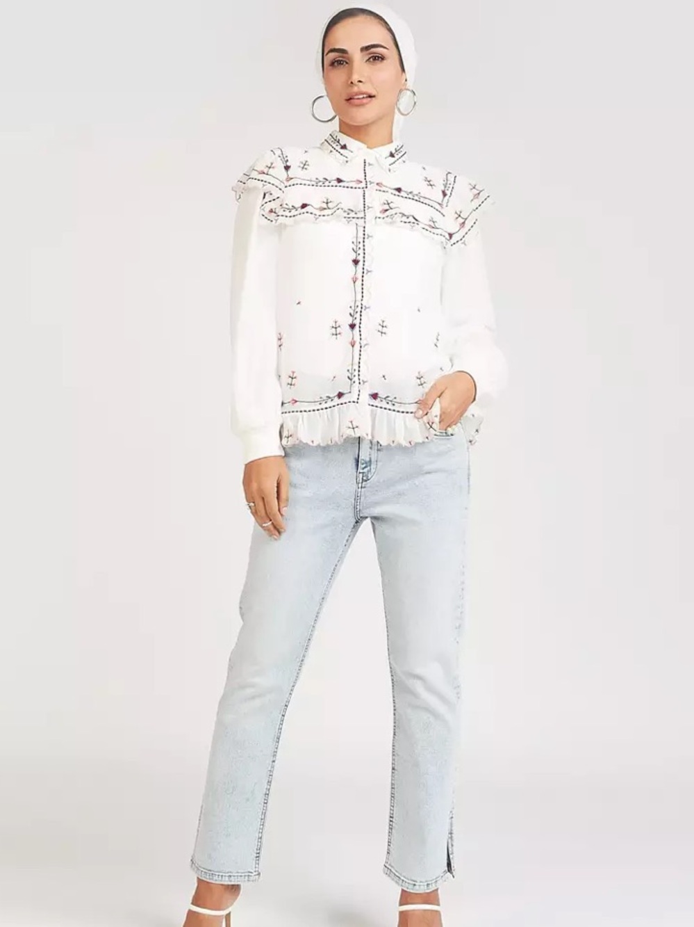 Splash White Embroidered Ruffle Yoke Blouse with Multi-Color Accents Size 10 - Picture 2 of 11